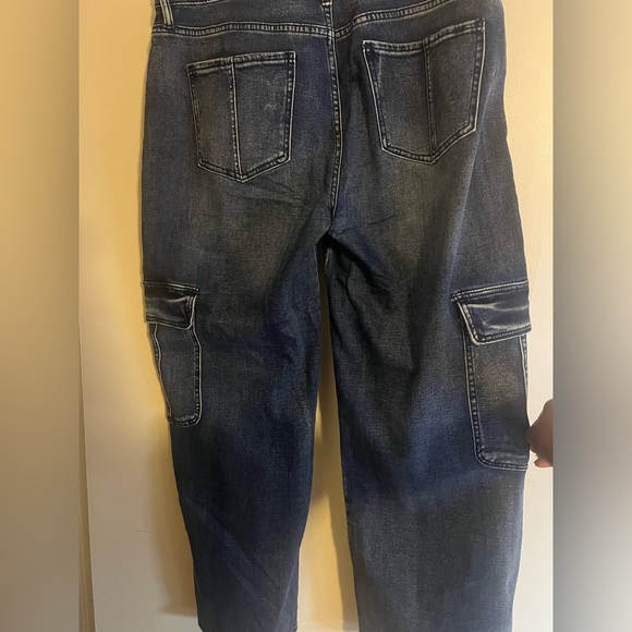Low Stretch Cargo Straight Leg Jeans - Dark Wash - Picture 9 of 10